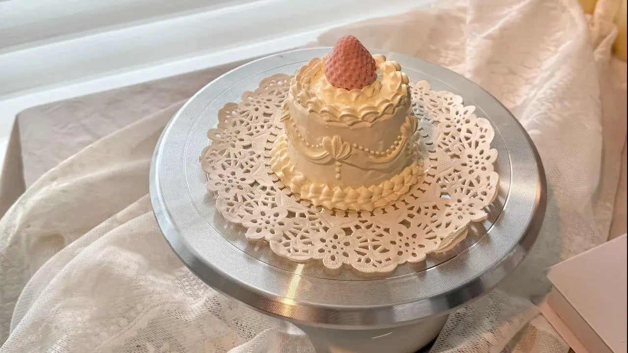 スクイーズの作り方：アイデアからタバスクイーズおもちゃで握るまで