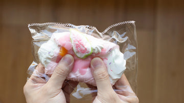Squeezing the Creamy Tree Fig Ice Cream Squishy Toy