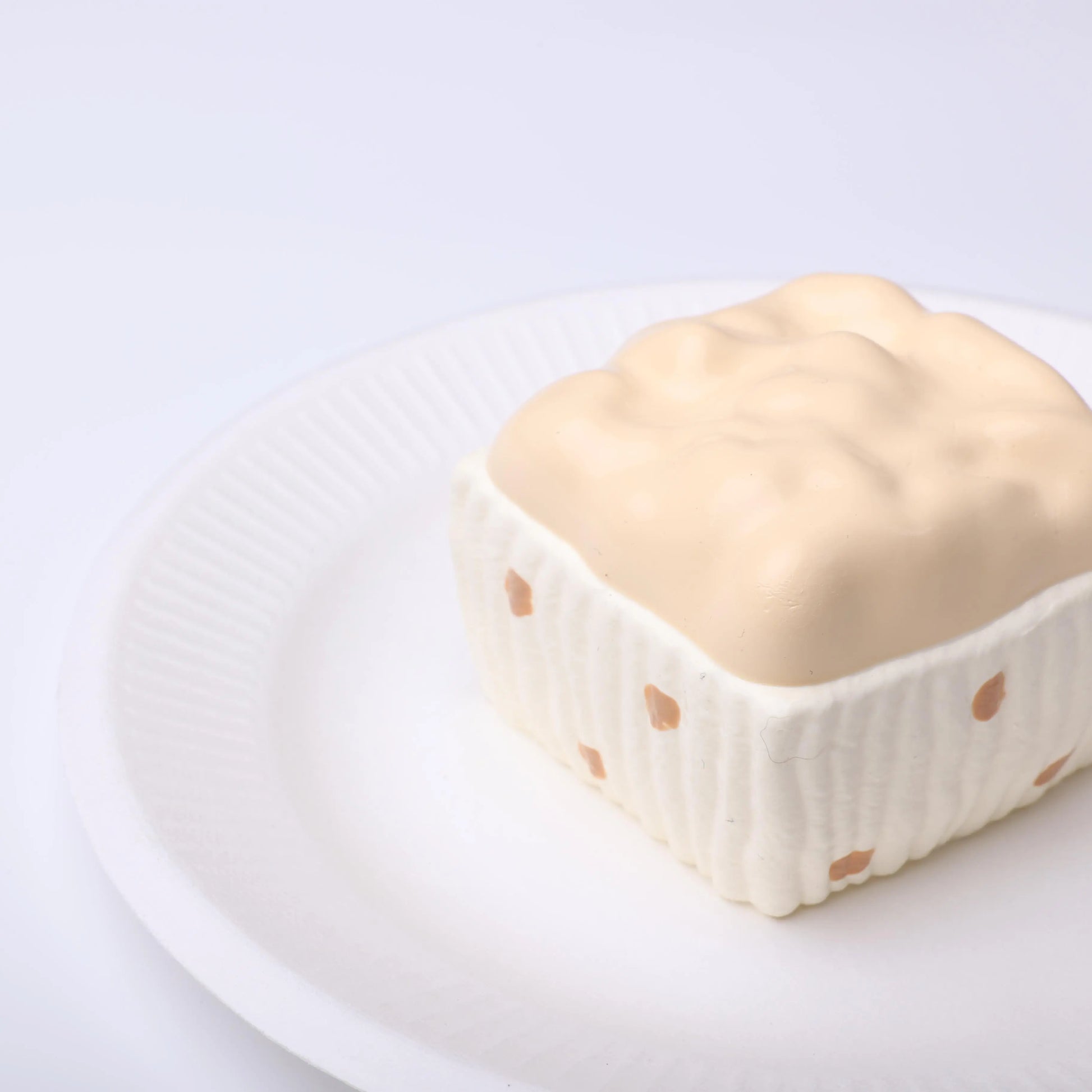 Coffee-Colored Polka Dot Ice Cream Cupcake Squishy Toy CREAMY TREE