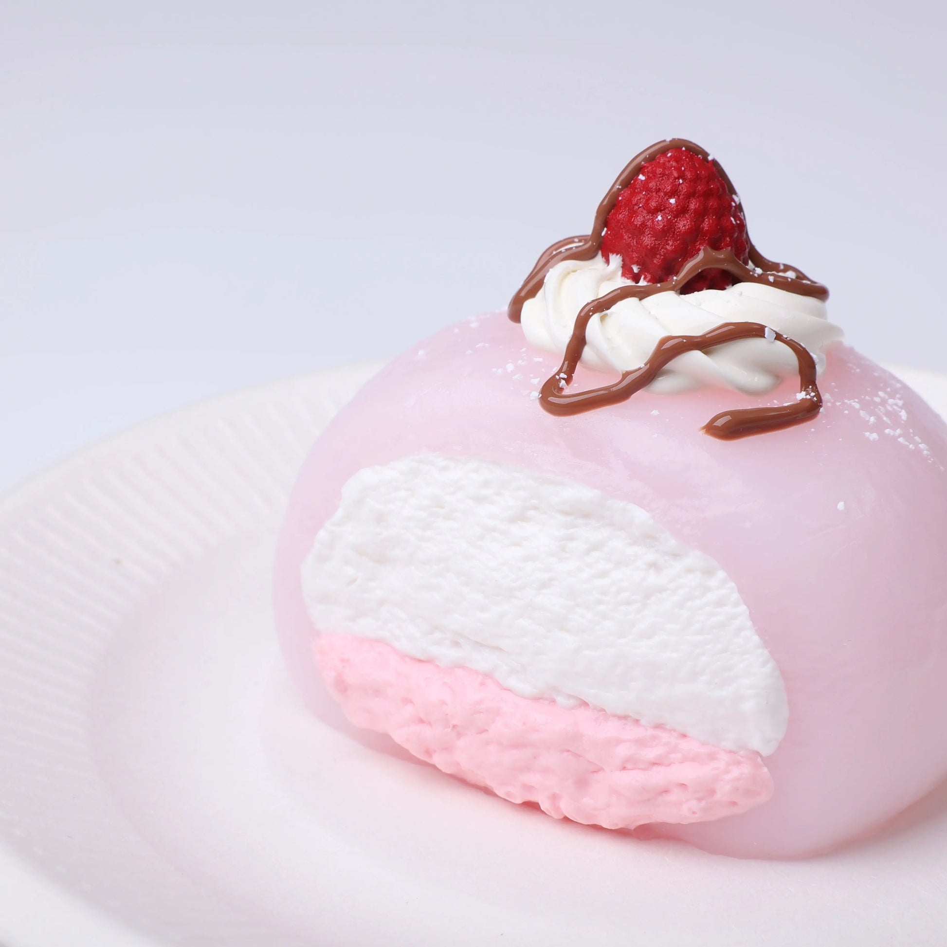 【CT242】Strawberry Daifuku Squishy Toy CREAMY TREE