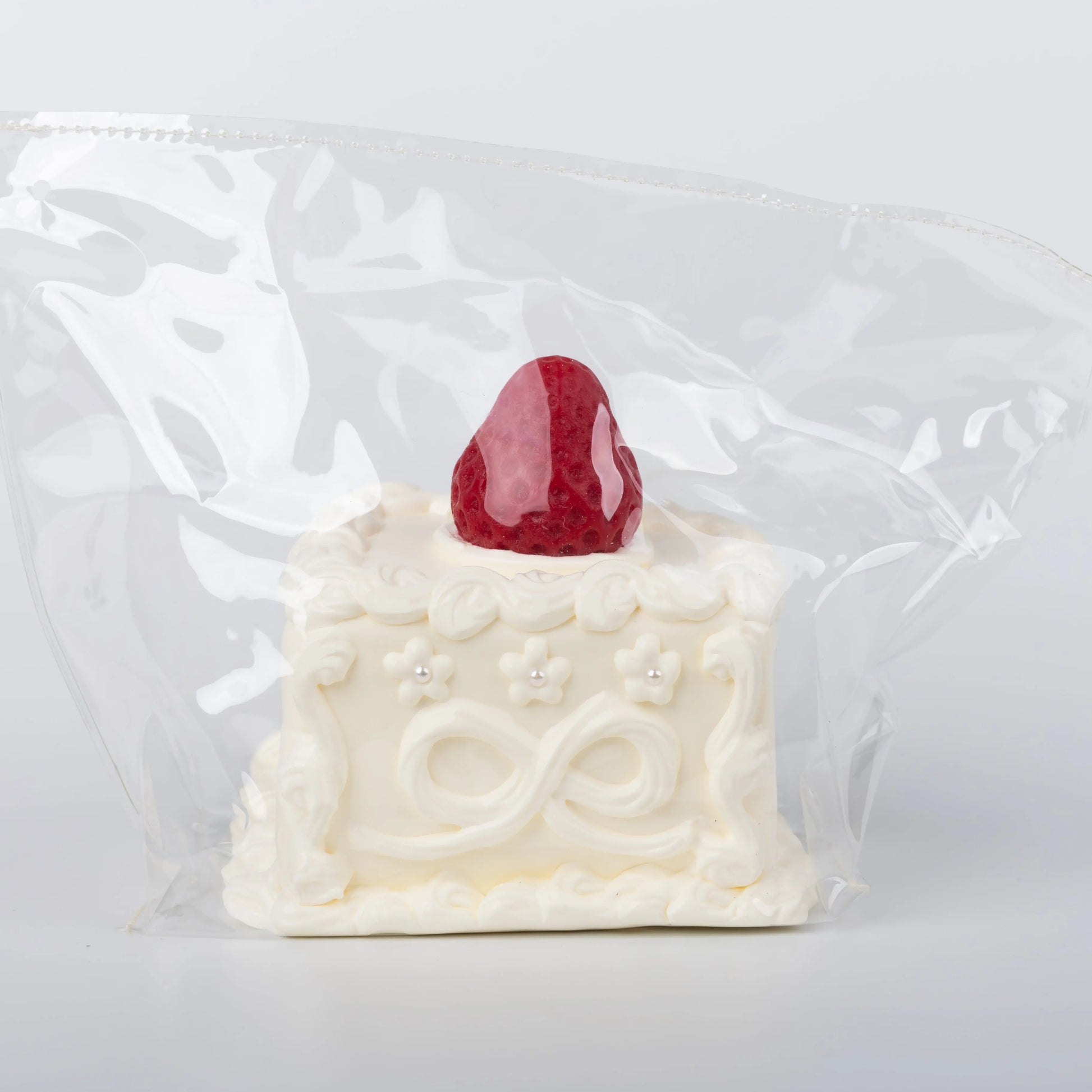 Creamy Tree Berry Cream Cube food squishy front view