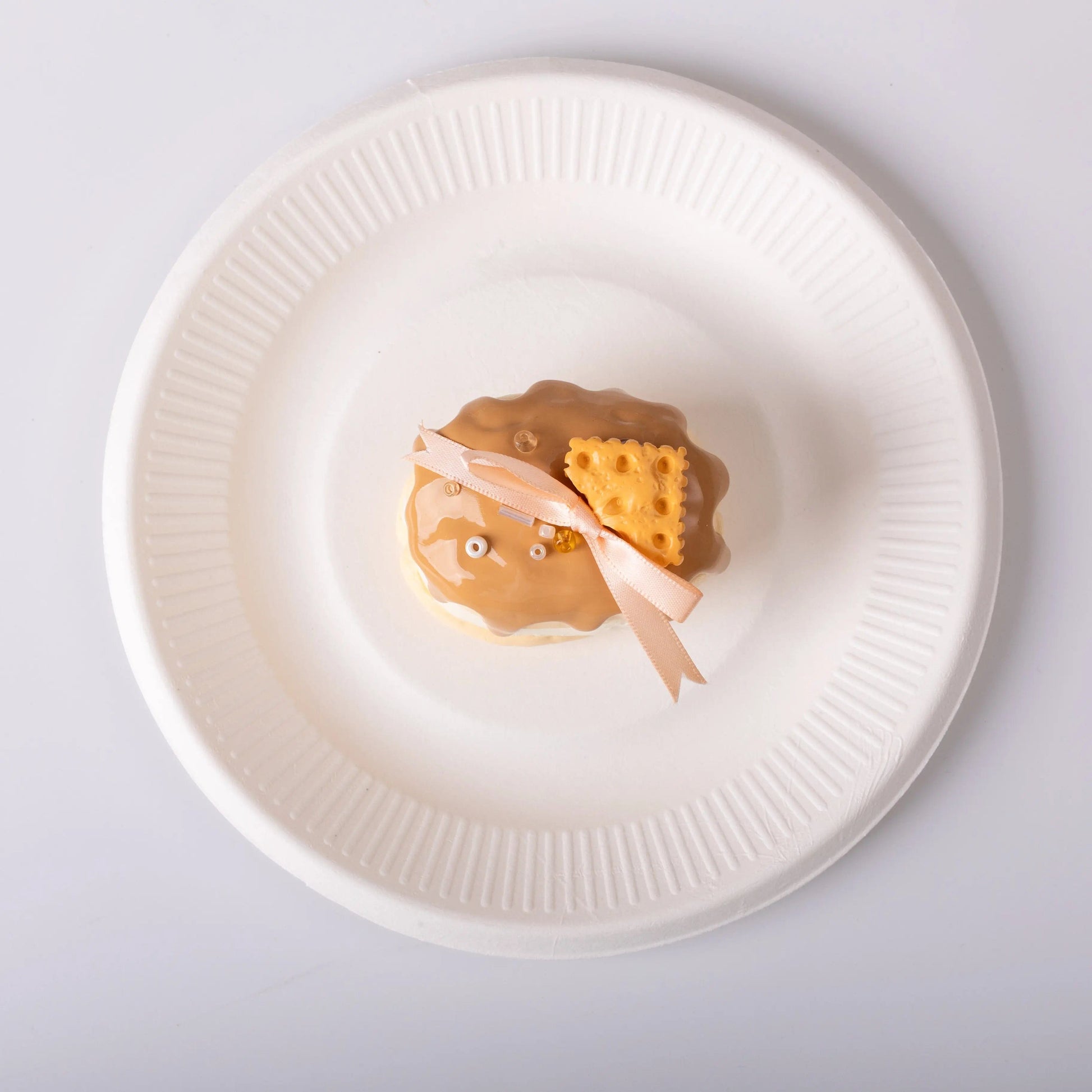 CREAMY TREE Caramel Sandwich Cookie Squishy Toy