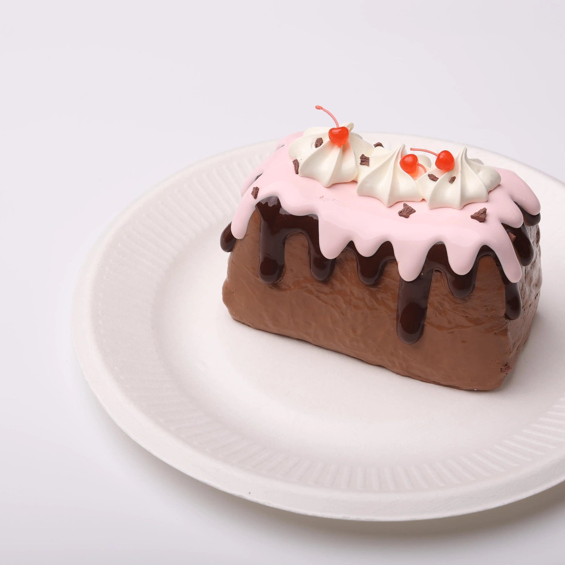 CREAMY TREE Chocolate Sauce Basque Cake Squishy Toy