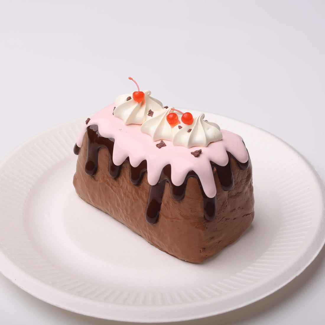 CREAMY TREE Chocolate Sauce Basque Cake Squishy Toy