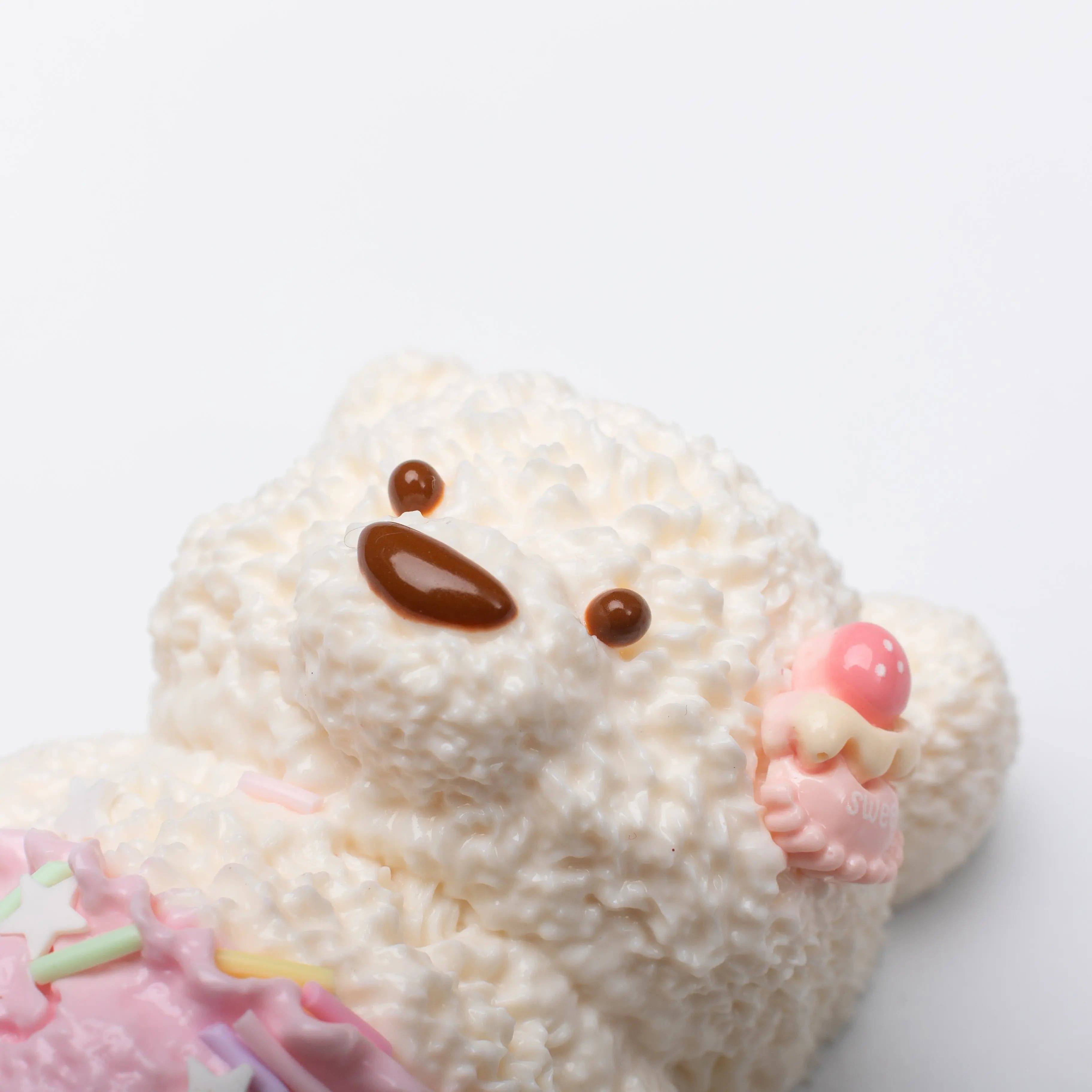 クマのスクイーズ - ストレス解消にデイジータバのおもちゃ | Creamy
