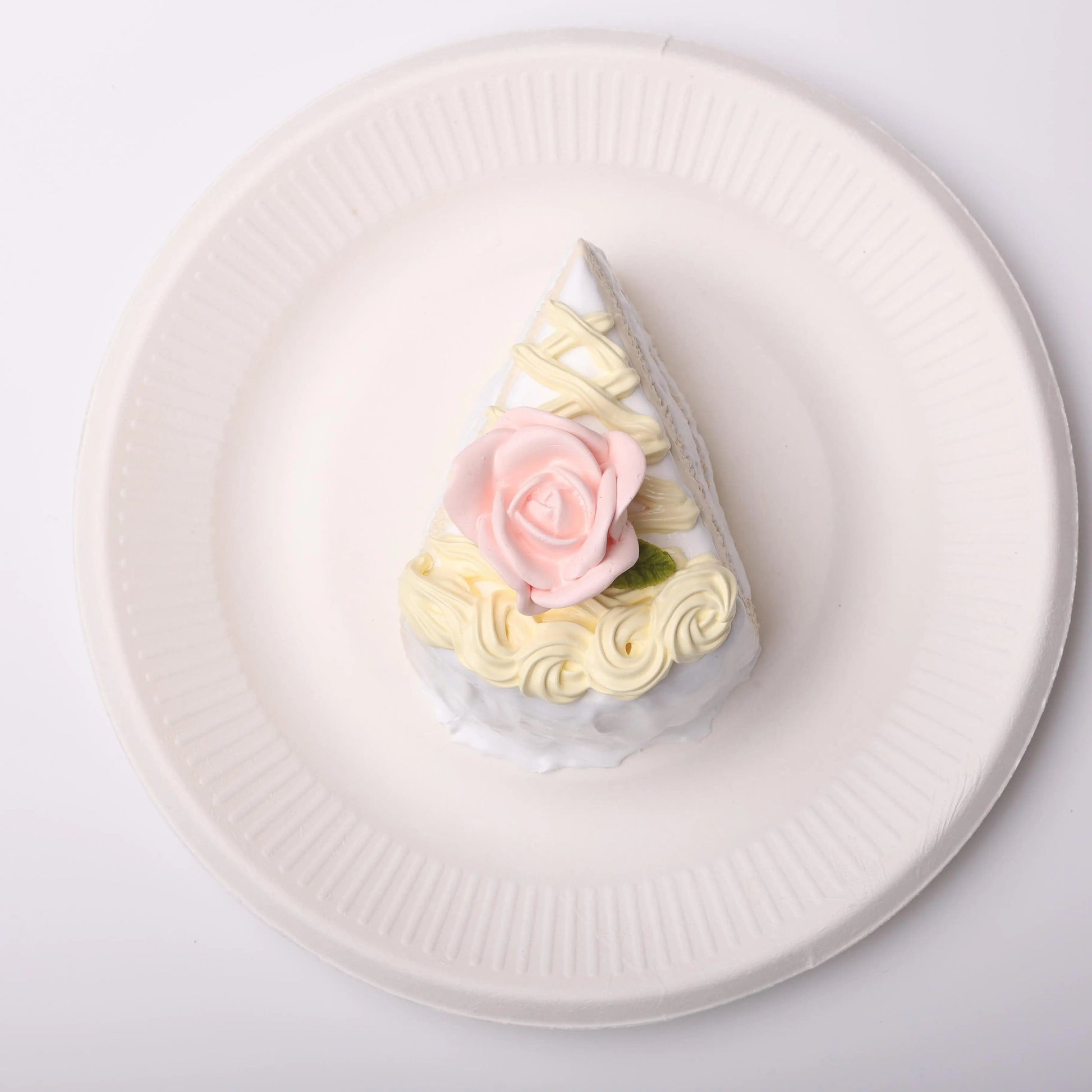 CREAMY TREE Rose White Chocolate Cake Slice Squishy Toy